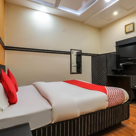 Oyo Hotel City Palace Κανπούρ Εξωτερικό φωτογραφία