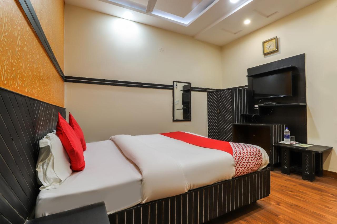 Oyo Hotel City Palace Κανπούρ Εξωτερικό φωτογραφία